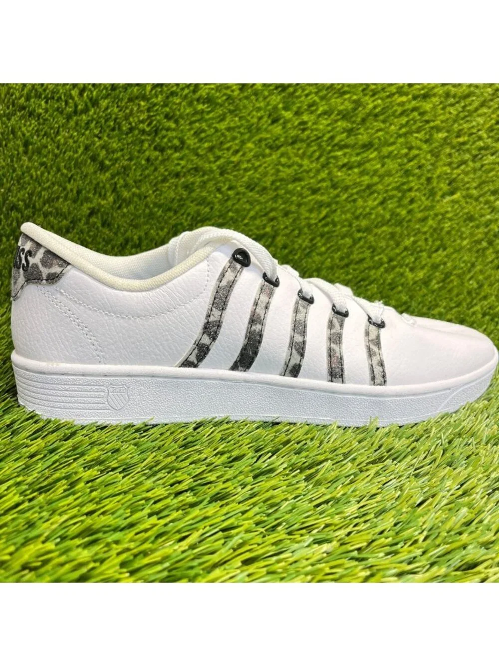 K-Swiss Court Pro II Leopard Womens Size 10 White Black Athletic Shoes Sneakers